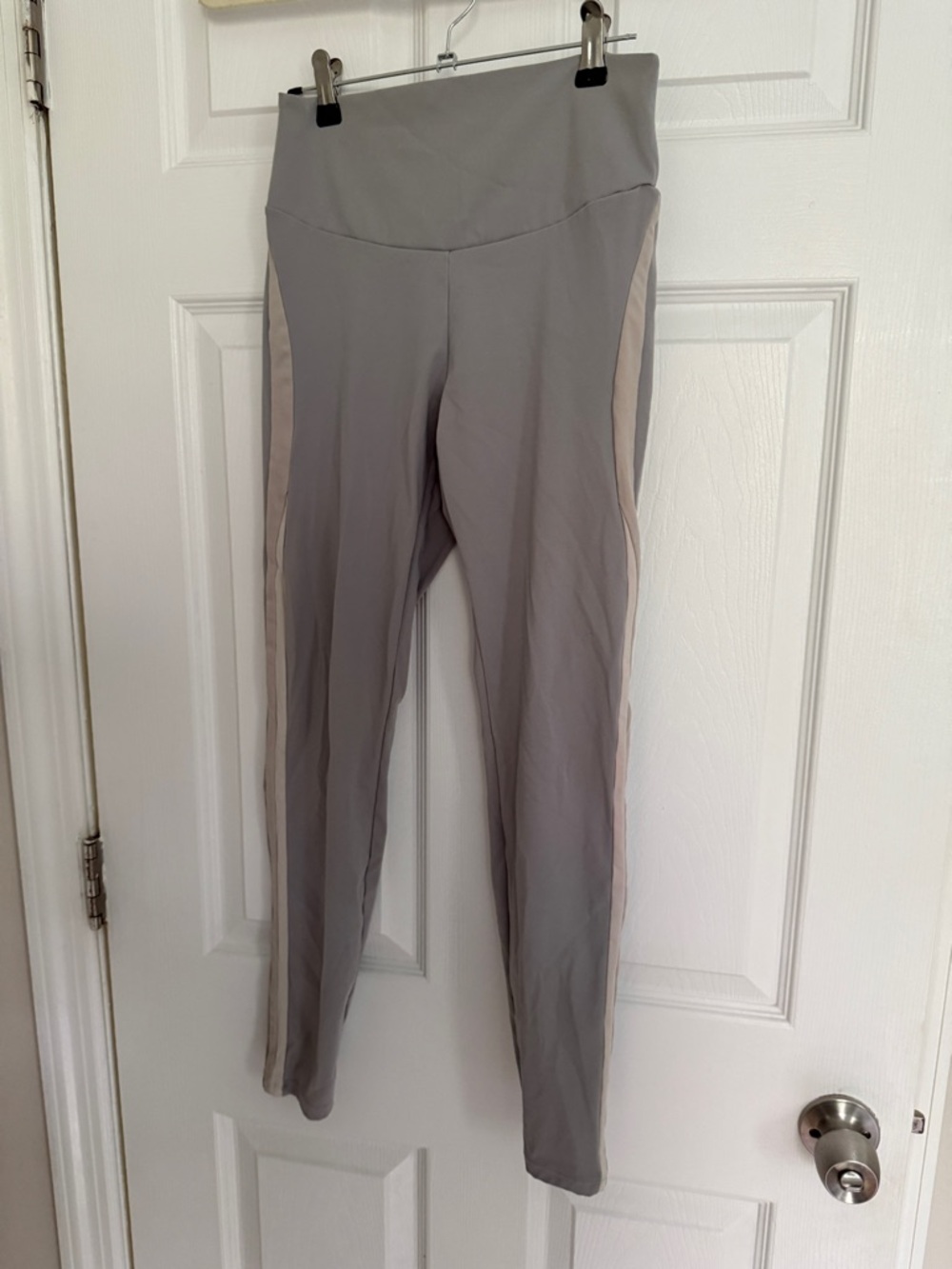OYSHO High-Waist Gray-blue Active Leggings with Side Stripe
